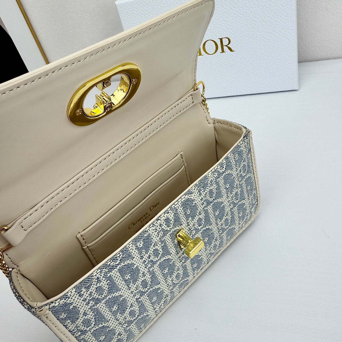 DIO* 25SS Montaigne bag