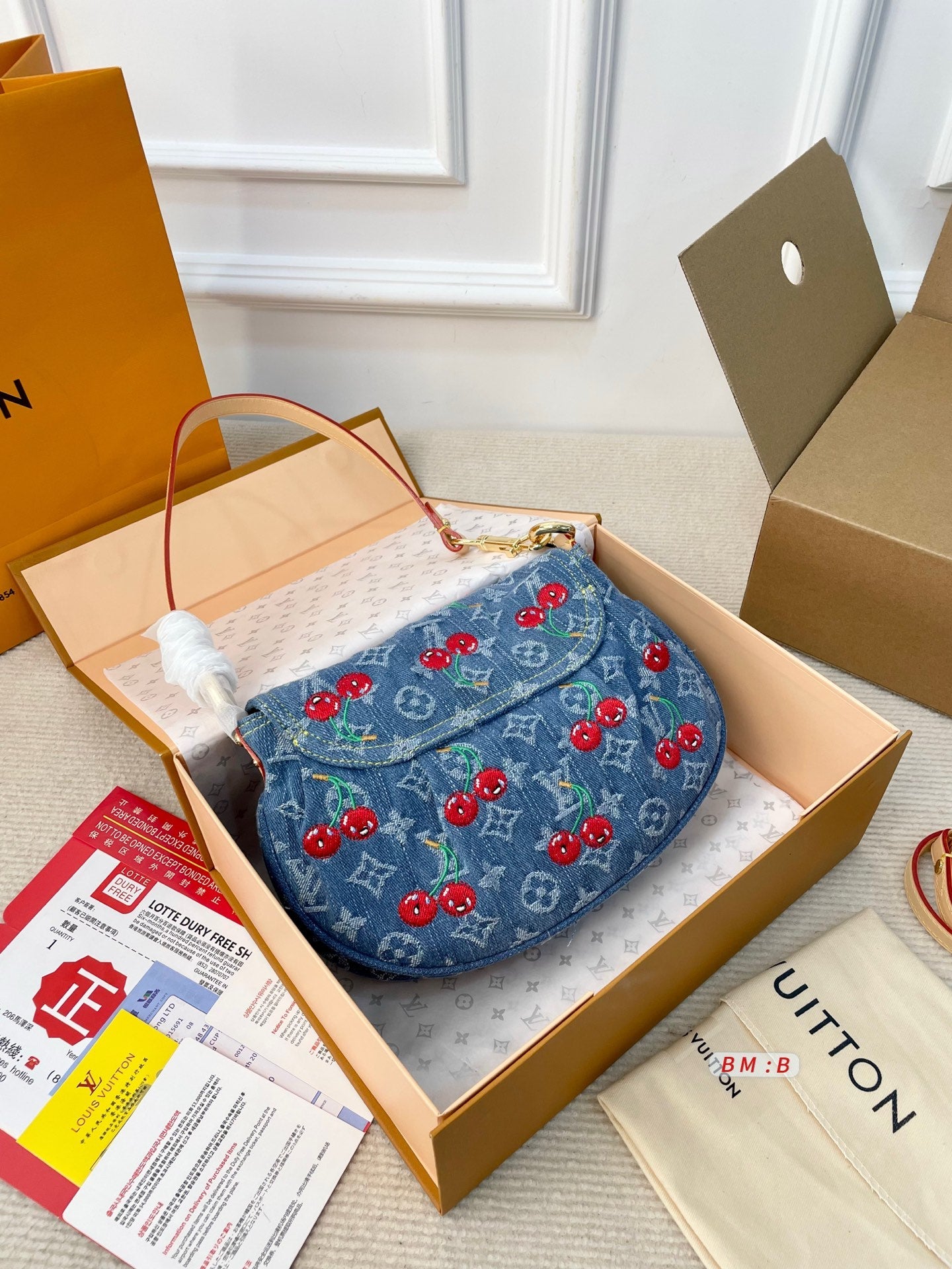 LOU* 25SS denim cherry ingot bag