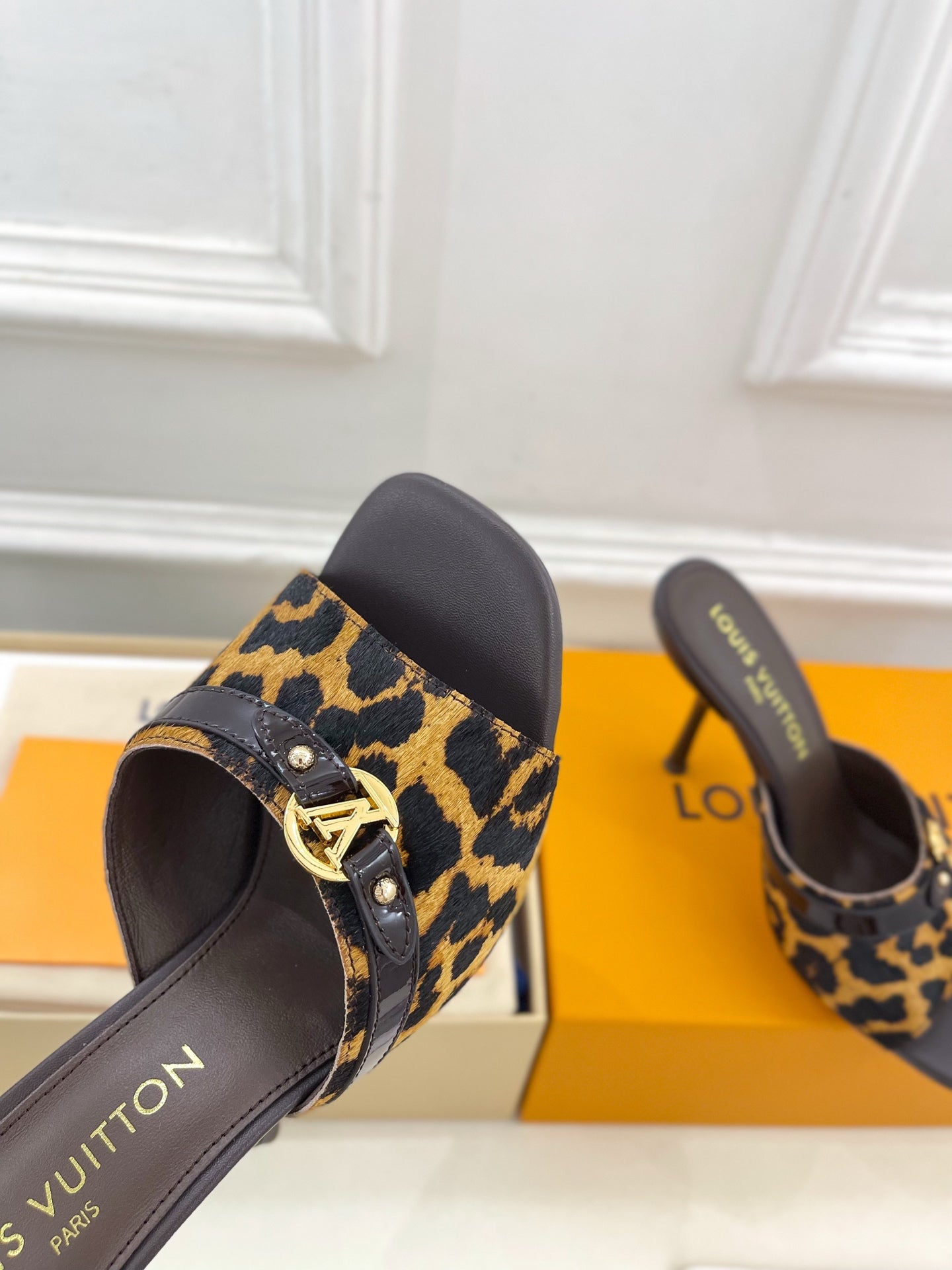 LOU* 25SS horsehair high heel slippers VIP