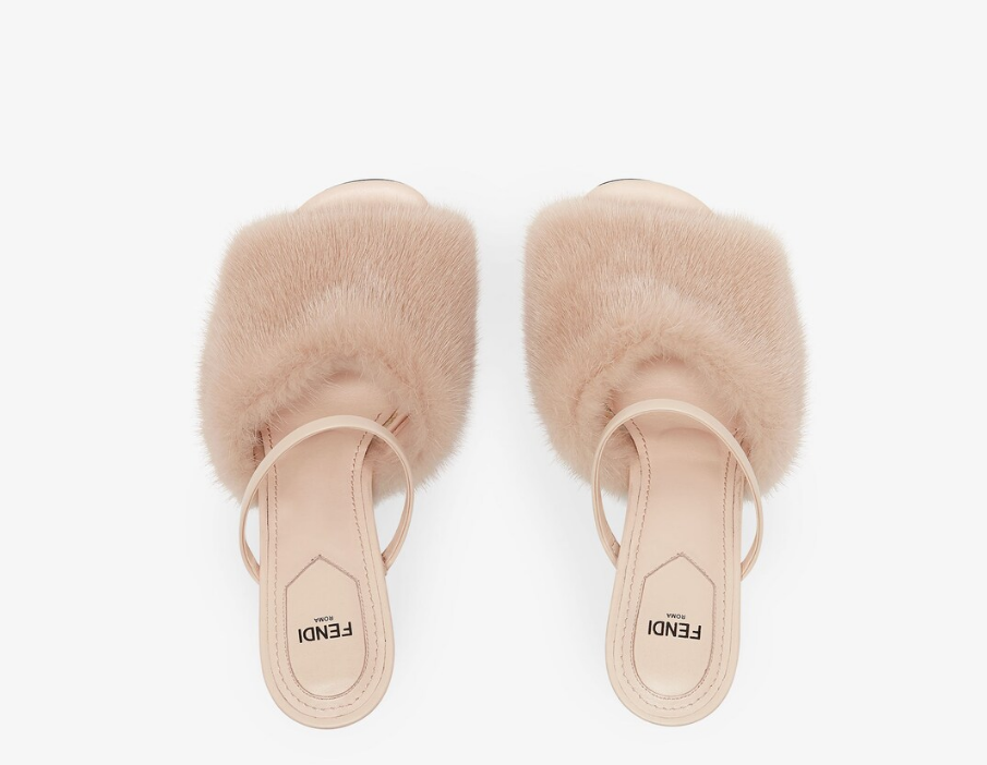 FD metal shaped furry slippers