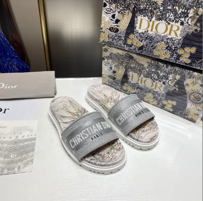 DIO* 24 new color thick-soled embroidered slippers