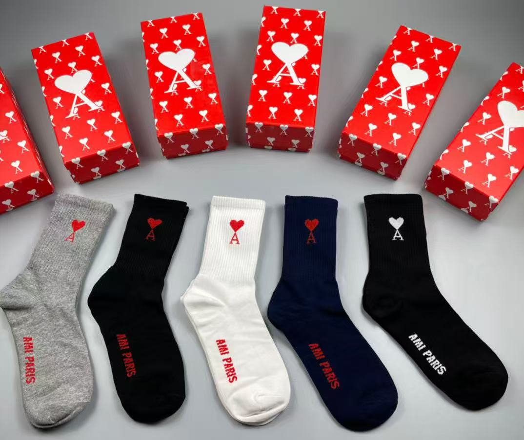 AMI* Cotton Men's Socks (5 pairs per box)