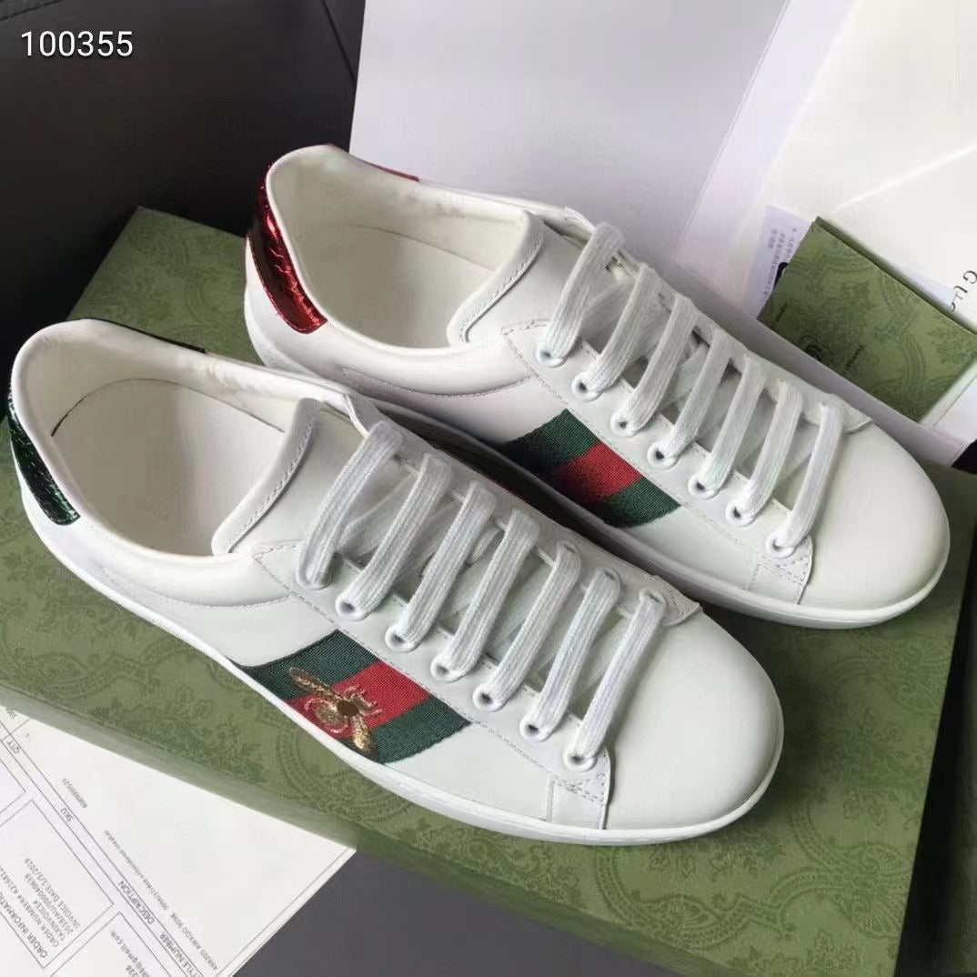 W ACE SNEAKER WITH BEE