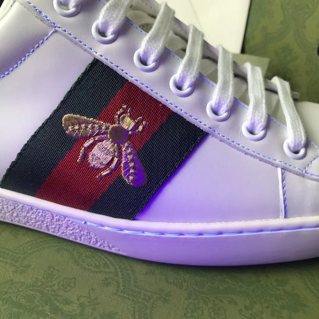 W ACE SNEAKER WITH BEE