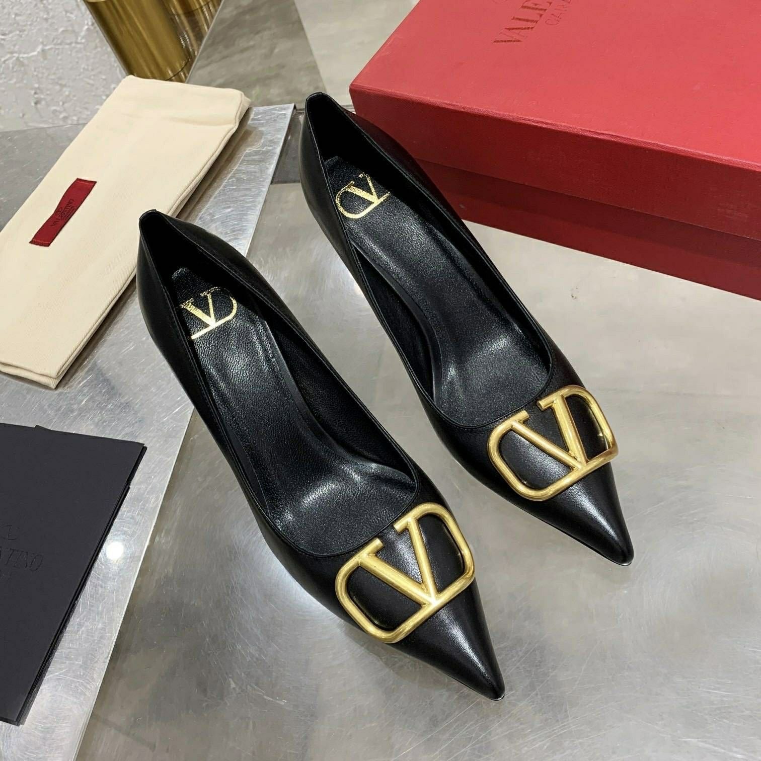 Valentino* leather high-heeled shoes 1:1 VIP