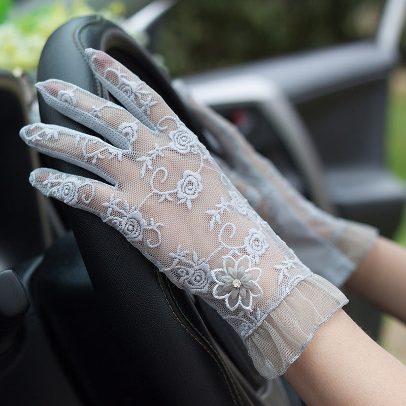 Lace Gloves