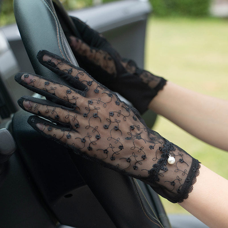 Lace Gloves