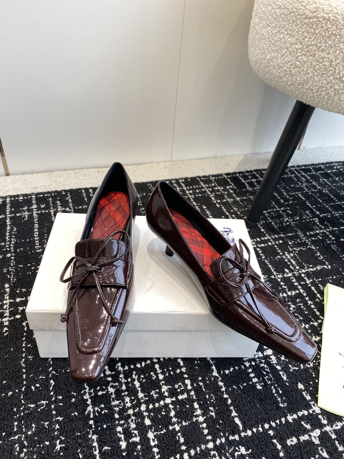 B new style British cat heels Top quality 1:1VIP