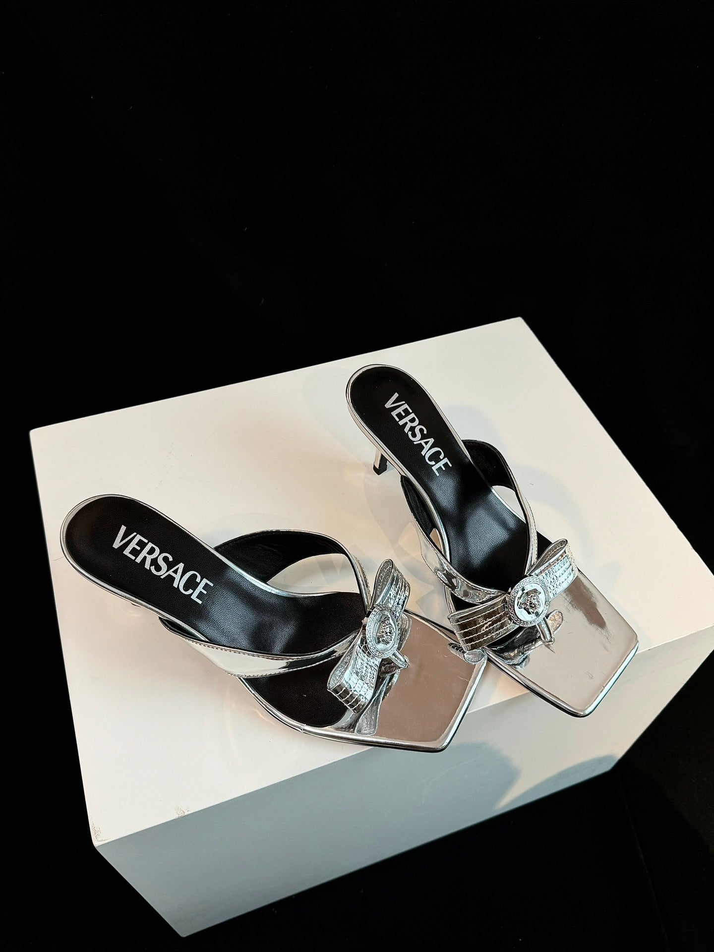 VER**24 new thick heel sandals VIP 1:1