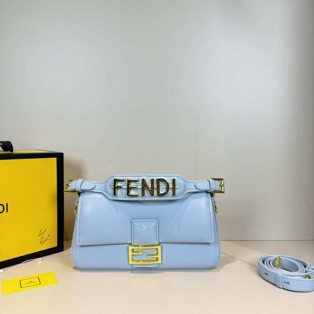 Baguette bag new FD wrist