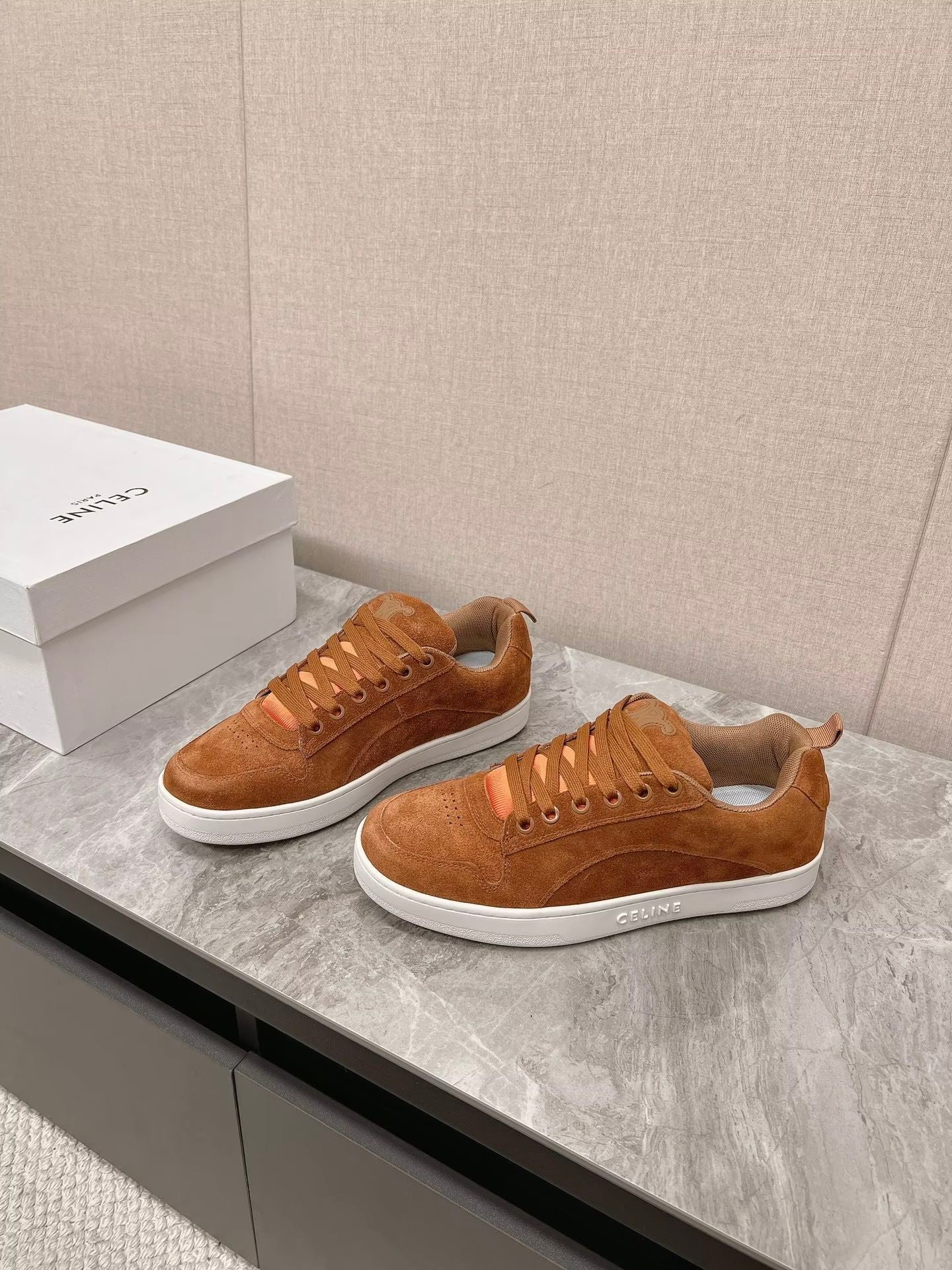 Spring/Summer, Celine sneakers. High-shine silk cowhide.VIP1:1