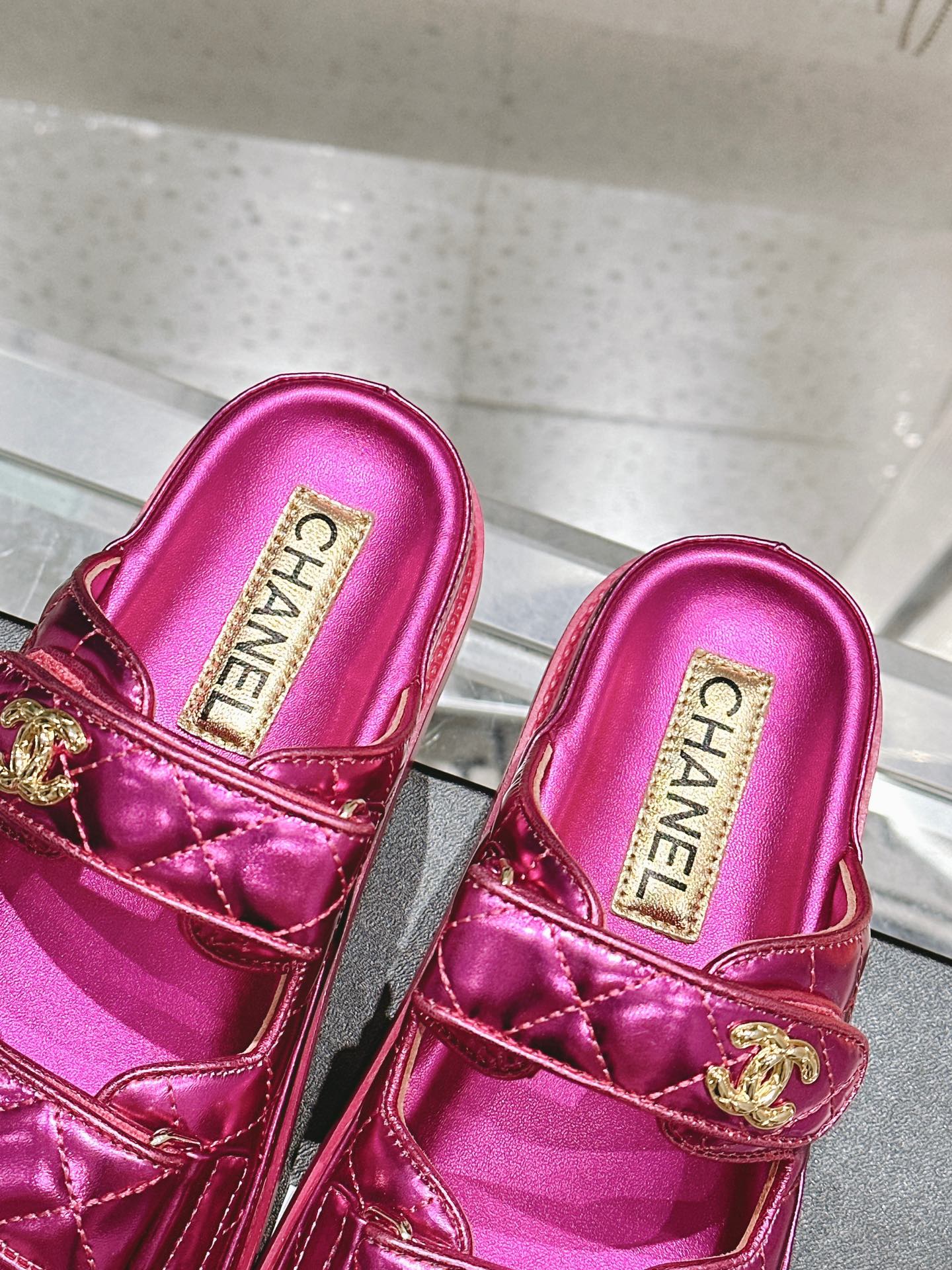 C24 new latest slippers VIP1:1