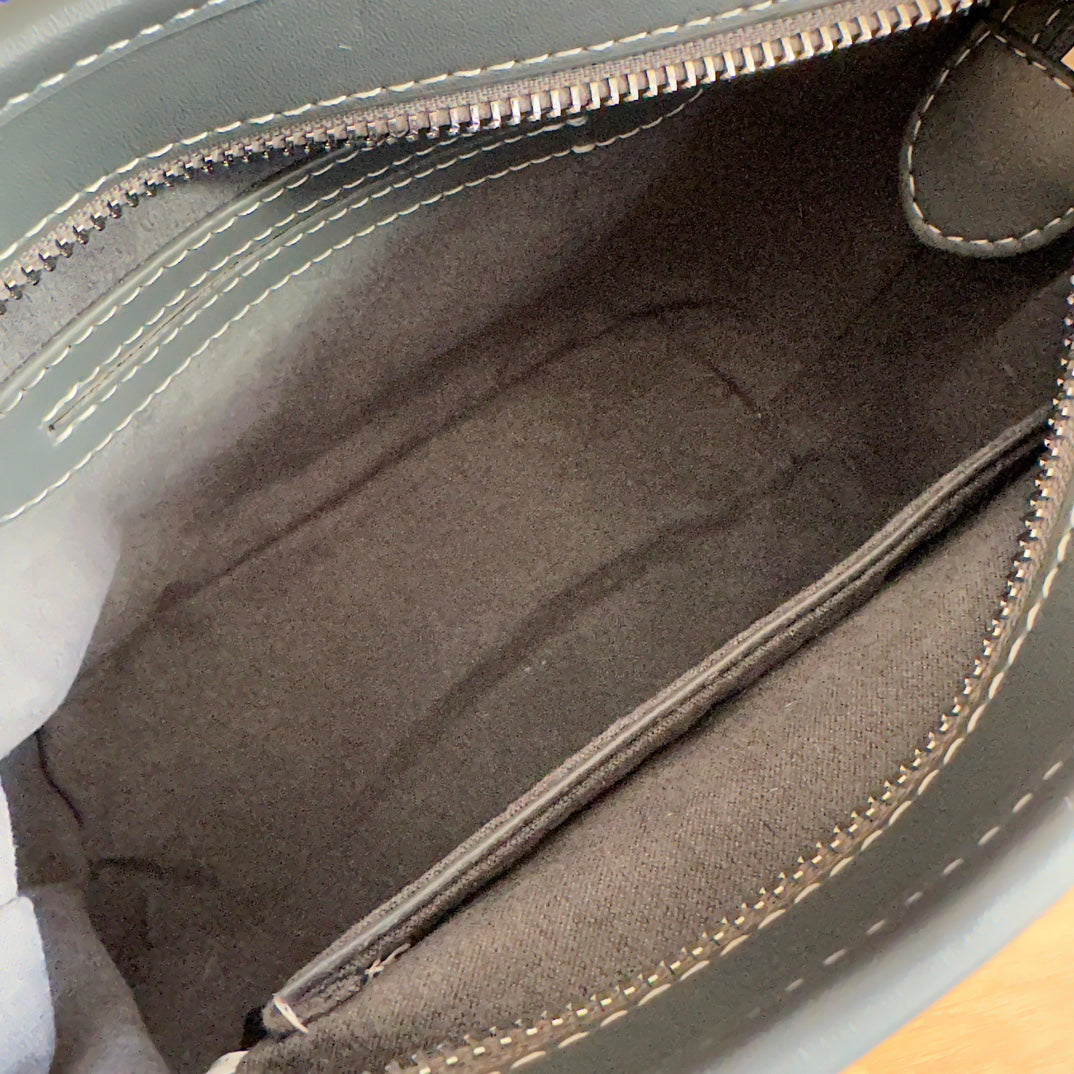 L new vintage embroidered wide shoulder strap shopping bag