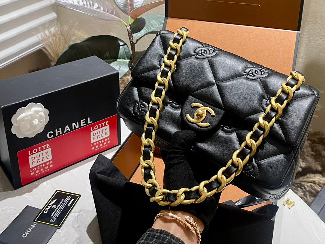 Camellia CH thick chain bag