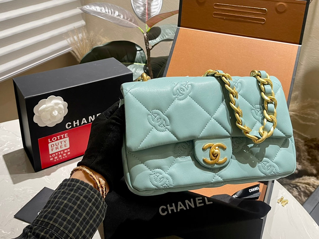 Camellia CH thick chain bag