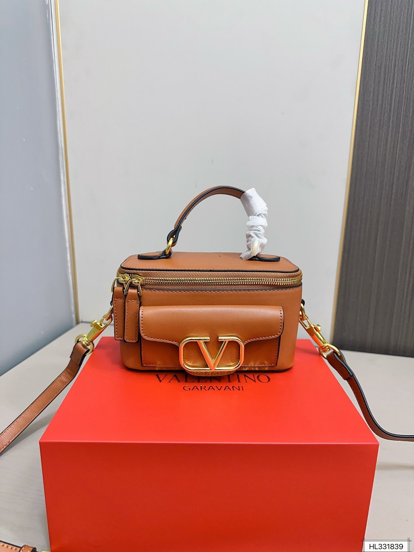 Handle box bag V new style