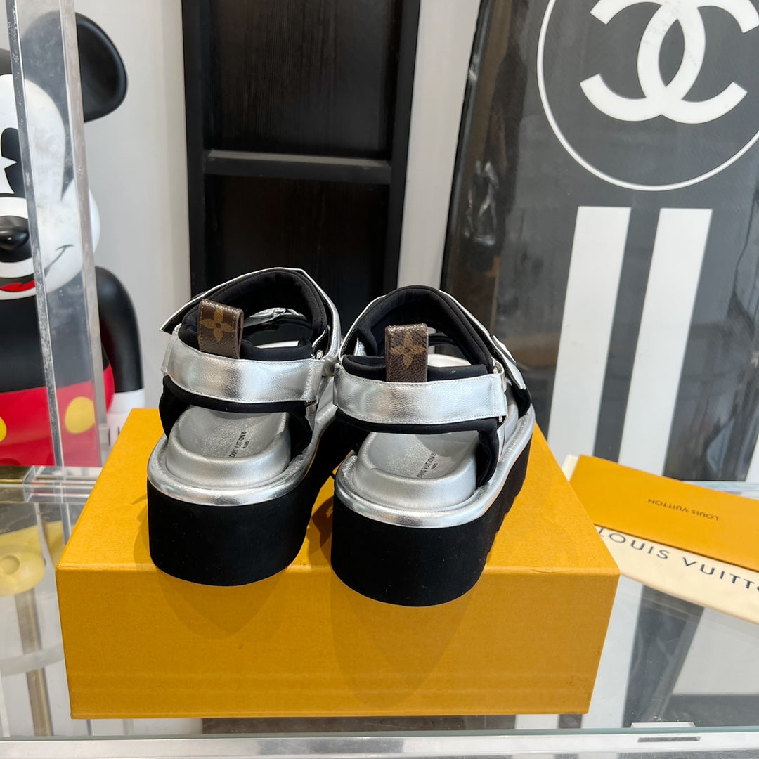 Super cool L new sandalsVIP1:1