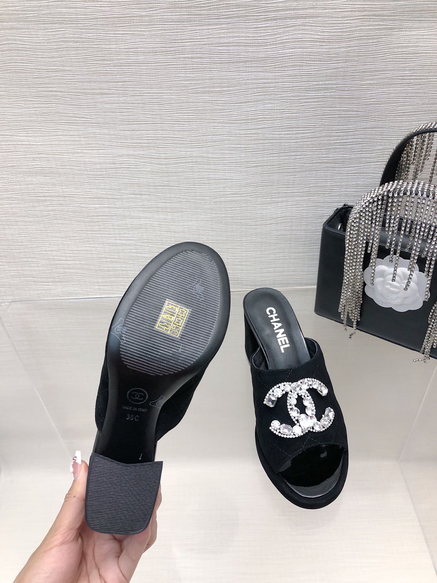 Vacation Series 24 New Slippers VIP1：1