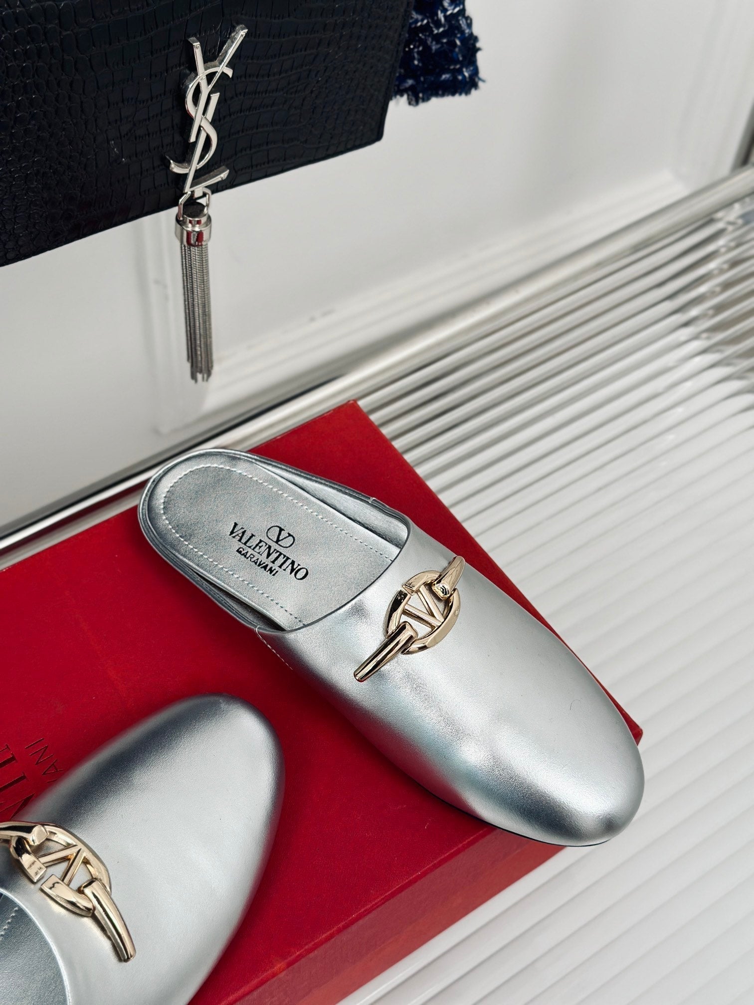 Classic Series 24 New Slippers VIP  1：1