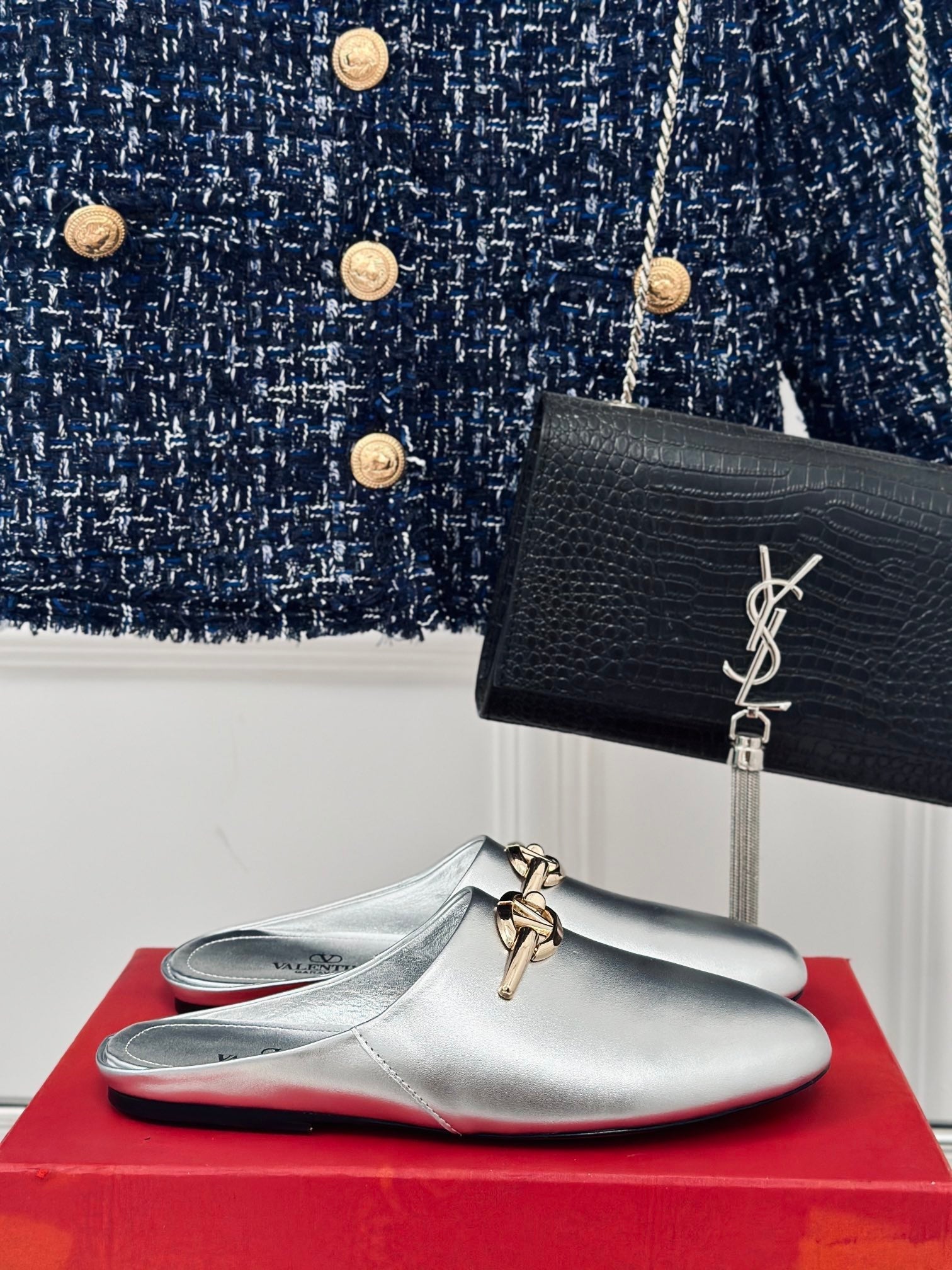 Classic Series 24 New Slippers VIP  1：1