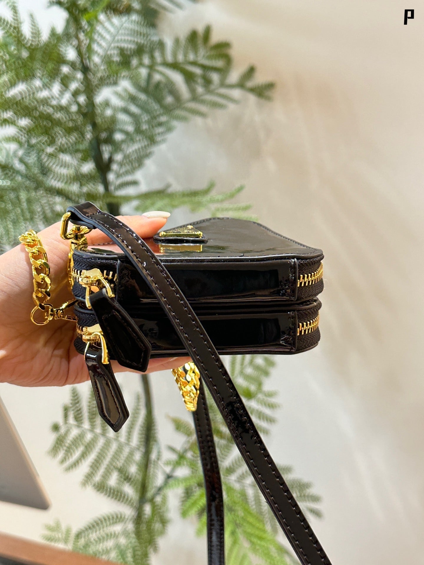 Mini P double zipper triangle bag