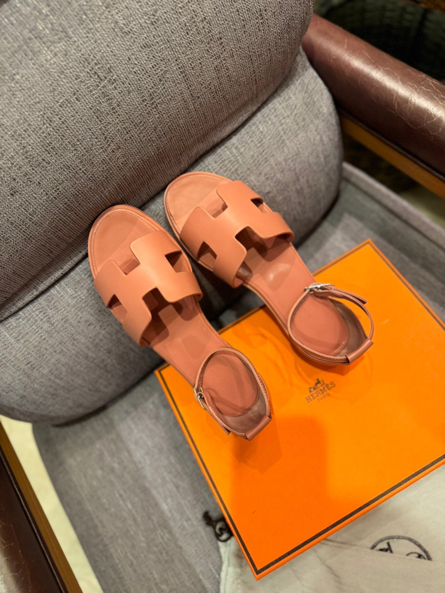 Paired with new 24H sandals