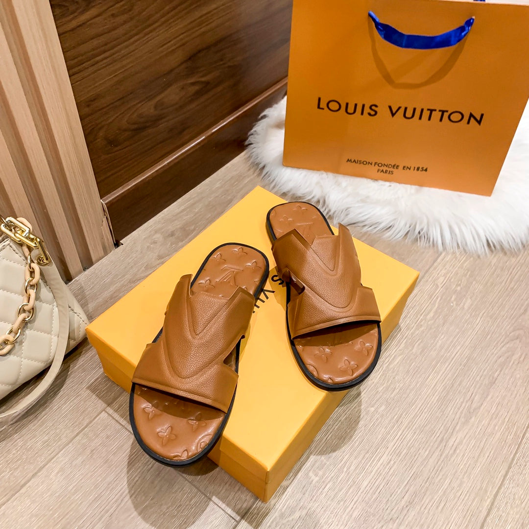 Paired with new 24L** sandals