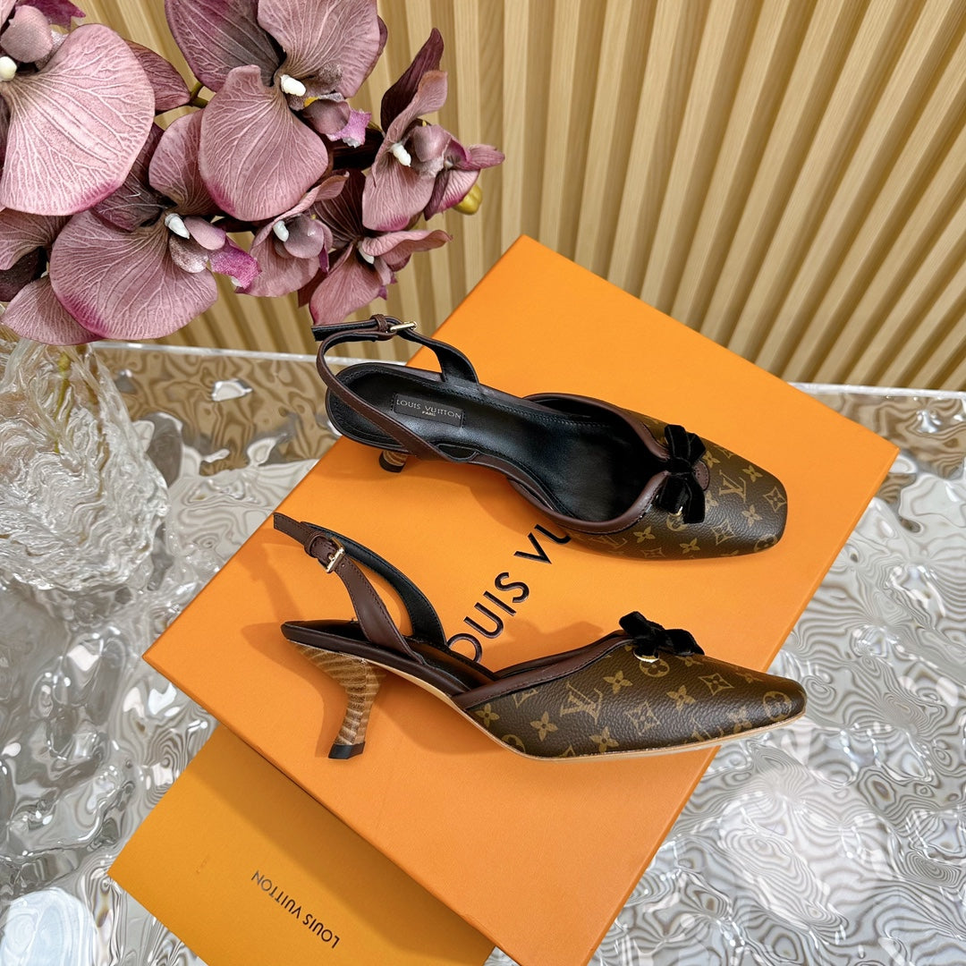 Retro literary velvet bow�cat heel sandals L*** VIP 1:1