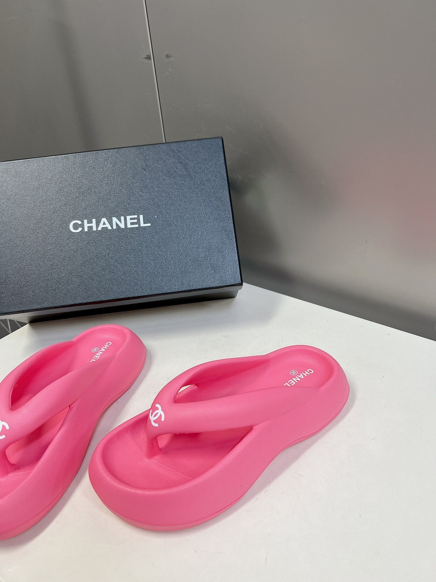 Spring and summer popular platform sandals CHA****VIP 1:1