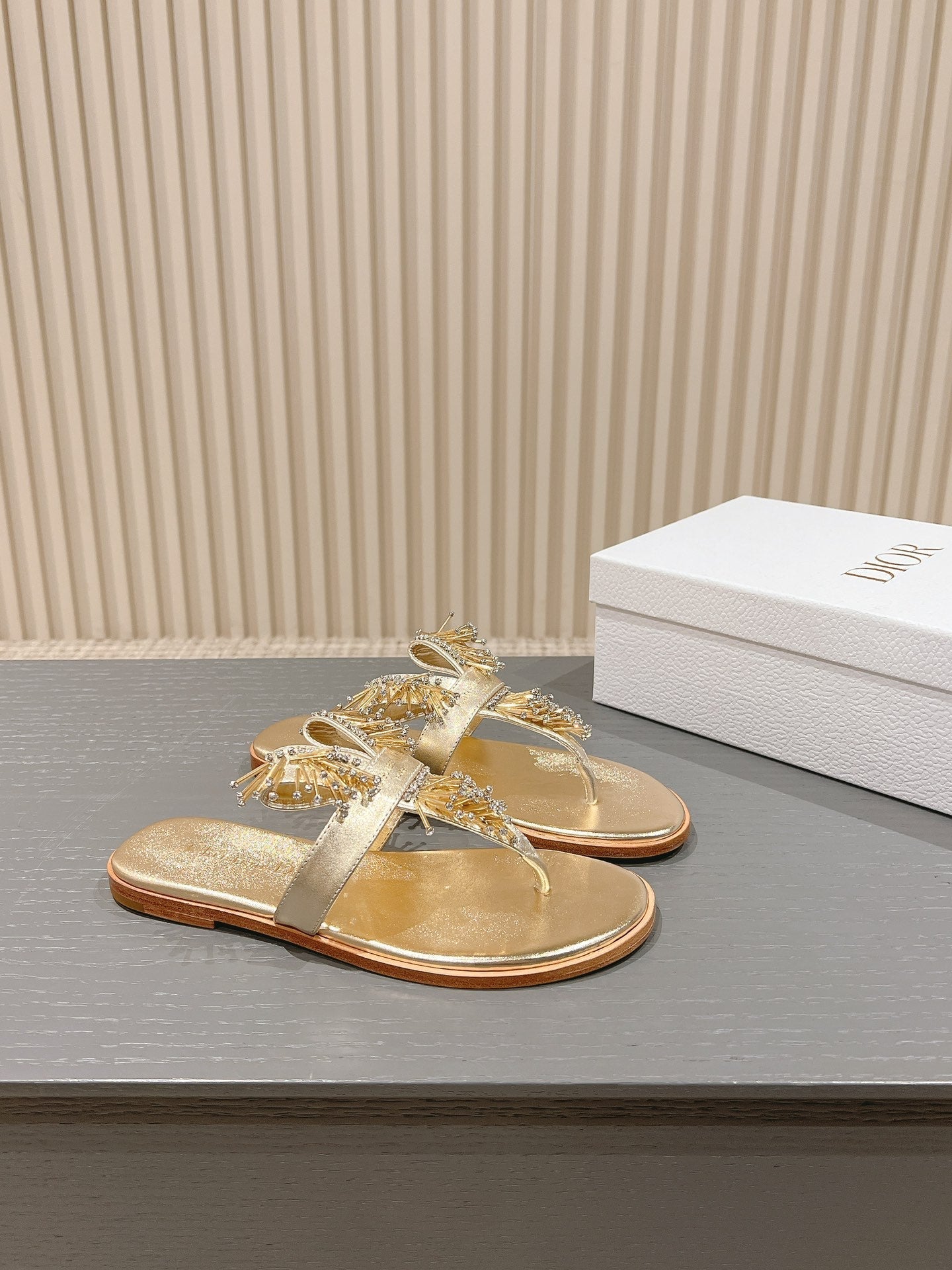 DID new spring and summer letter handmade slippersVIP 1：1