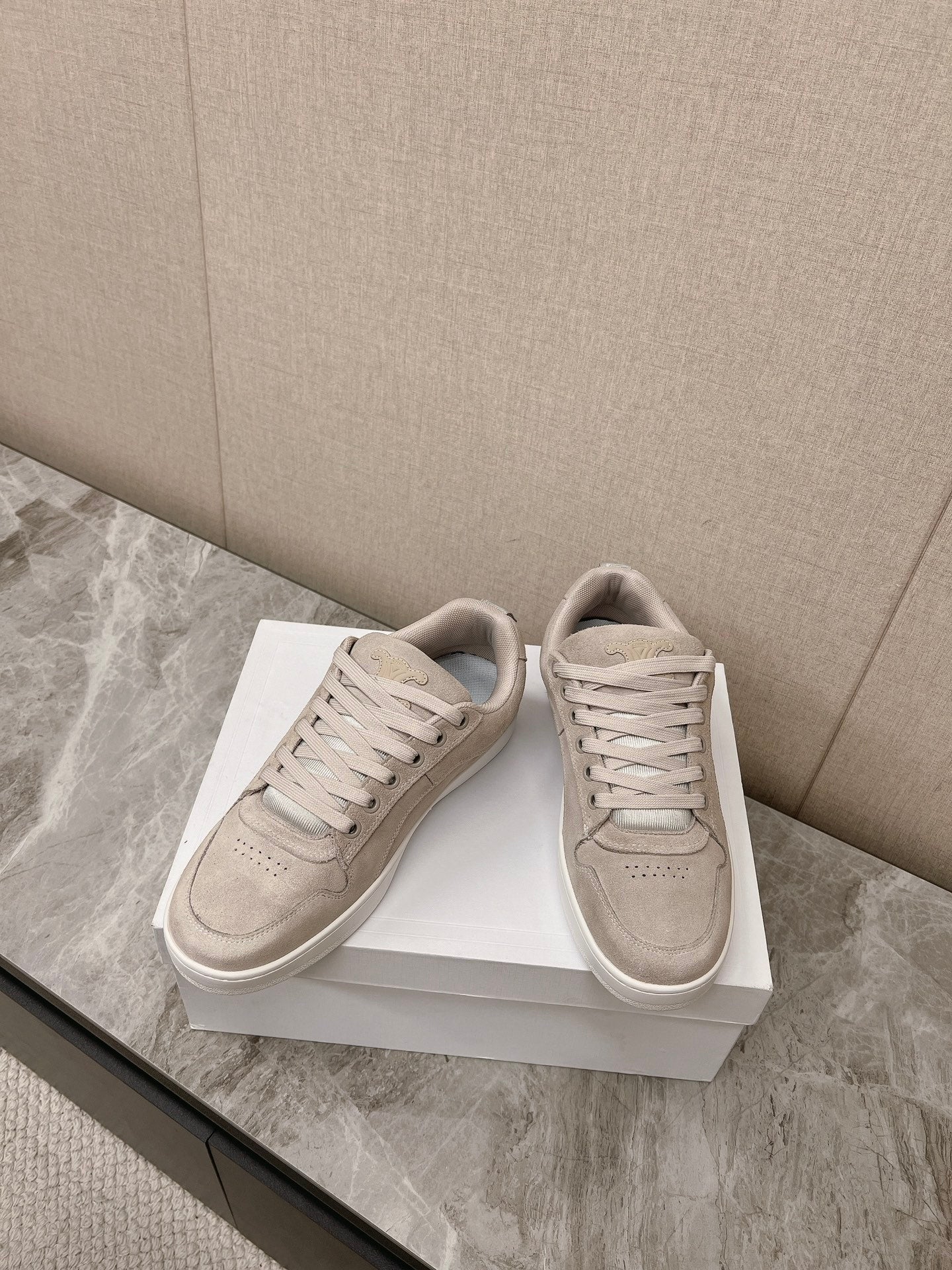 Spring/Summer, Celine sneakers. High-shine silk cowhide.VIP1:1