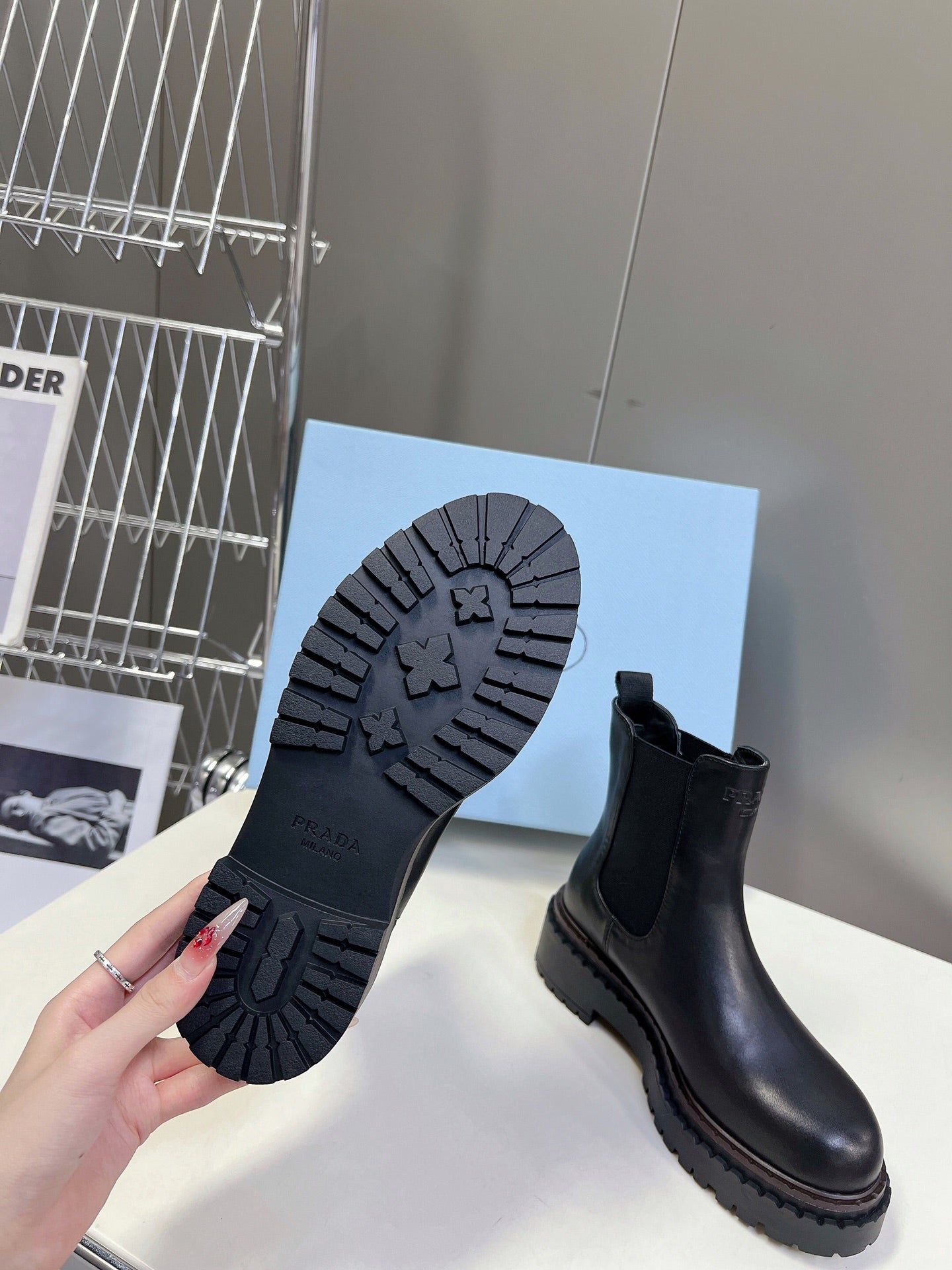 24S autumn and winter new Martin boots Prada boots VIP 1:1