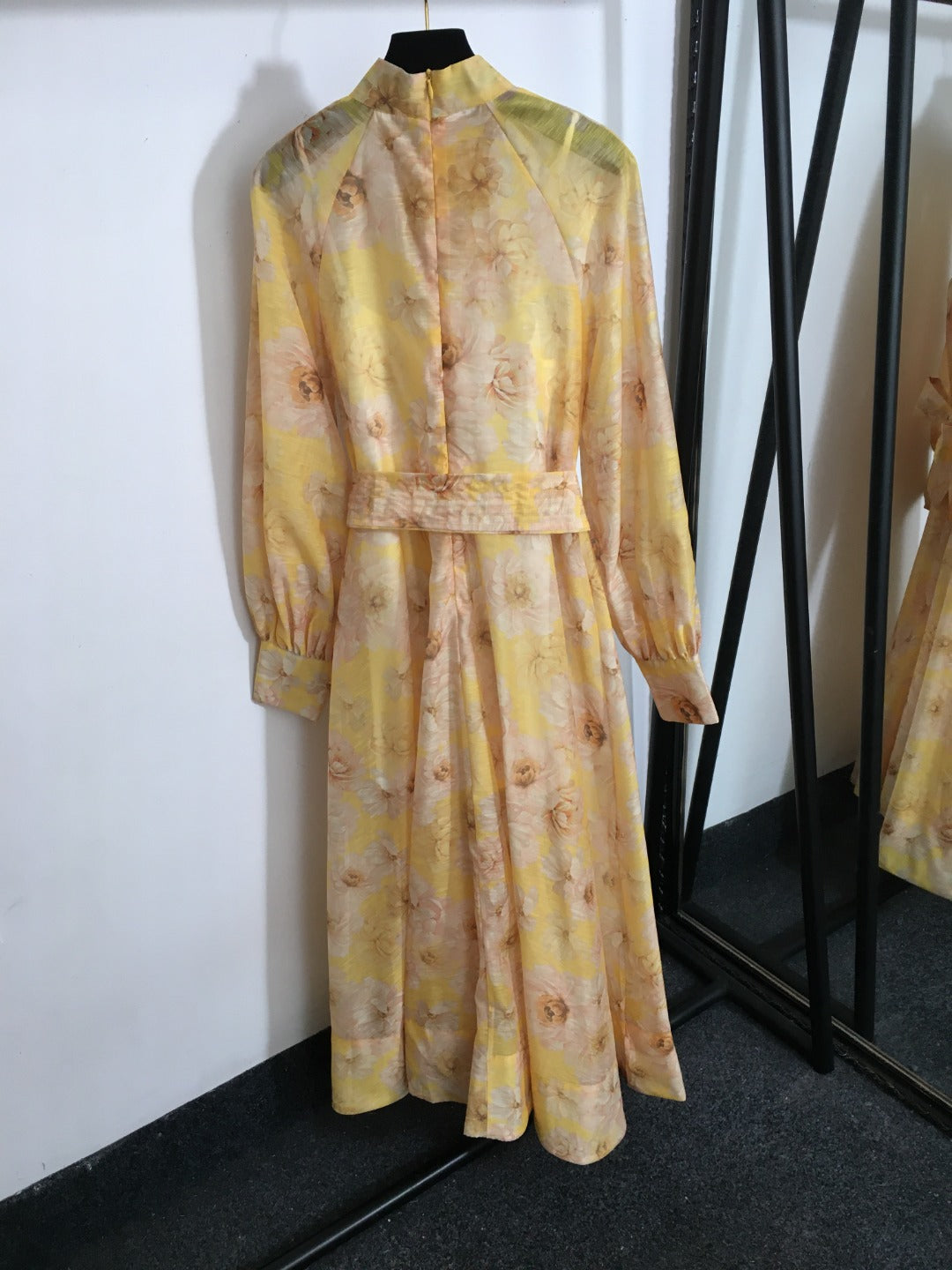 Zimmermann's newest floral print tie waist lantern long sleeve dress long skirt with suspender lining, yellow