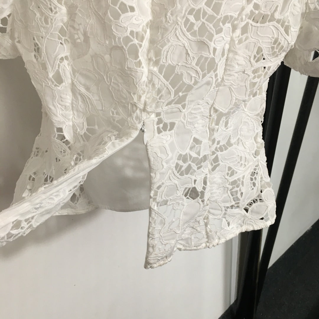 ZIM****-New style suit, lace hollow slim short-sleeved top + elegant lace skirt, with suspender lining