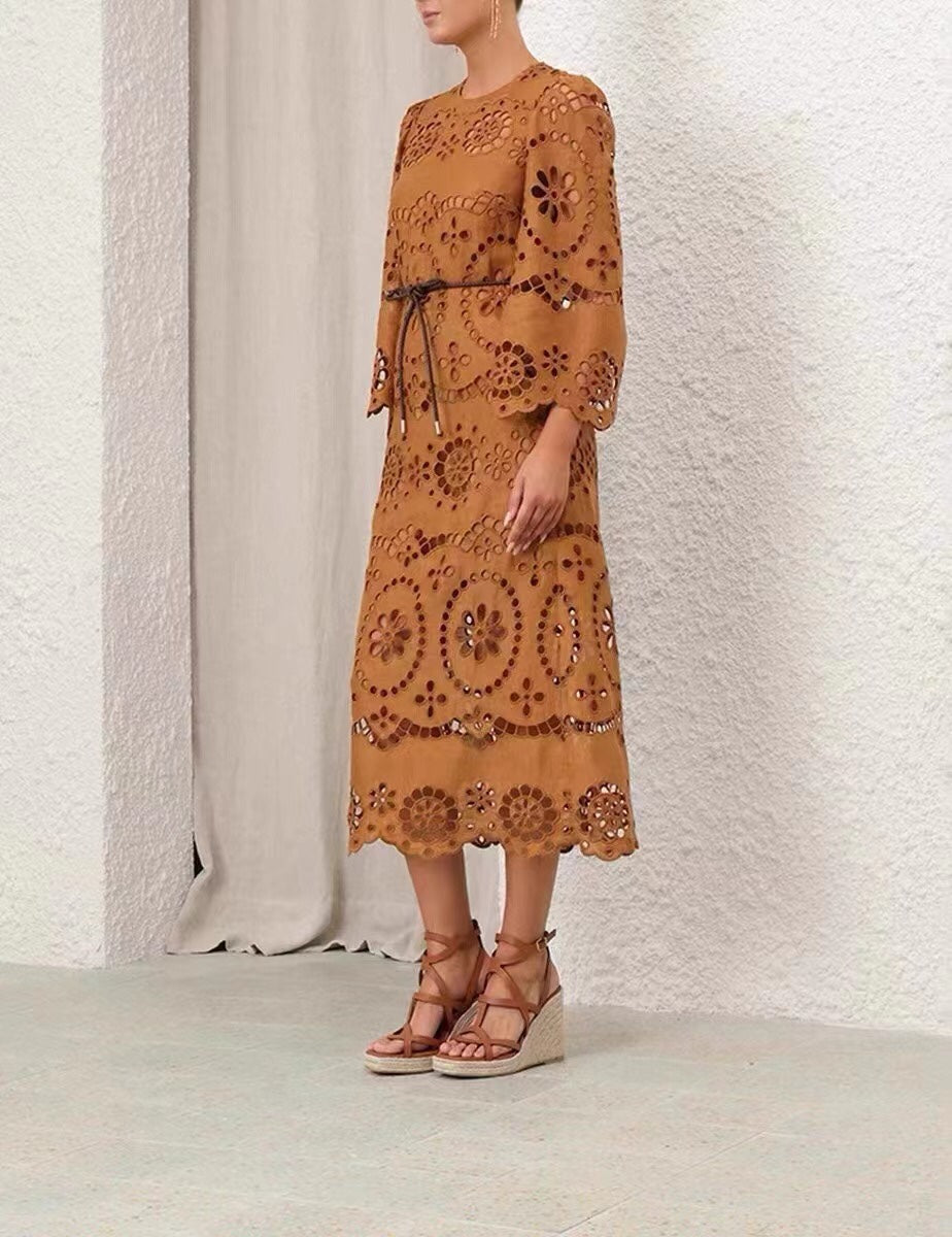 ZIM**** New hollow embroidered flower tie waist long-sleeved dress, coffee color, with suspender lining