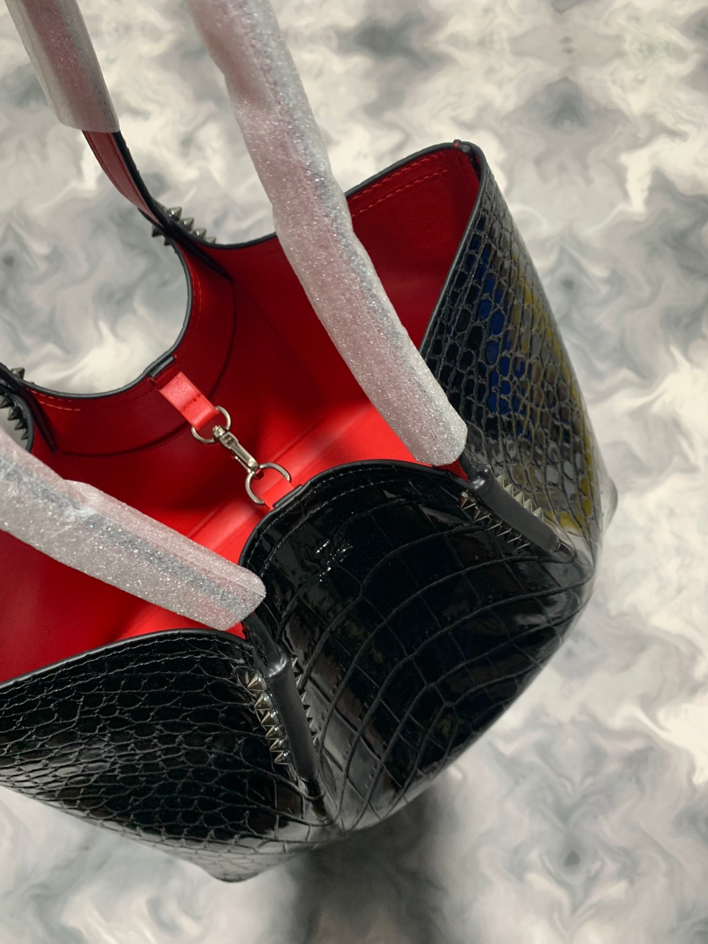 Christi** Loubout** New Shopping Bag